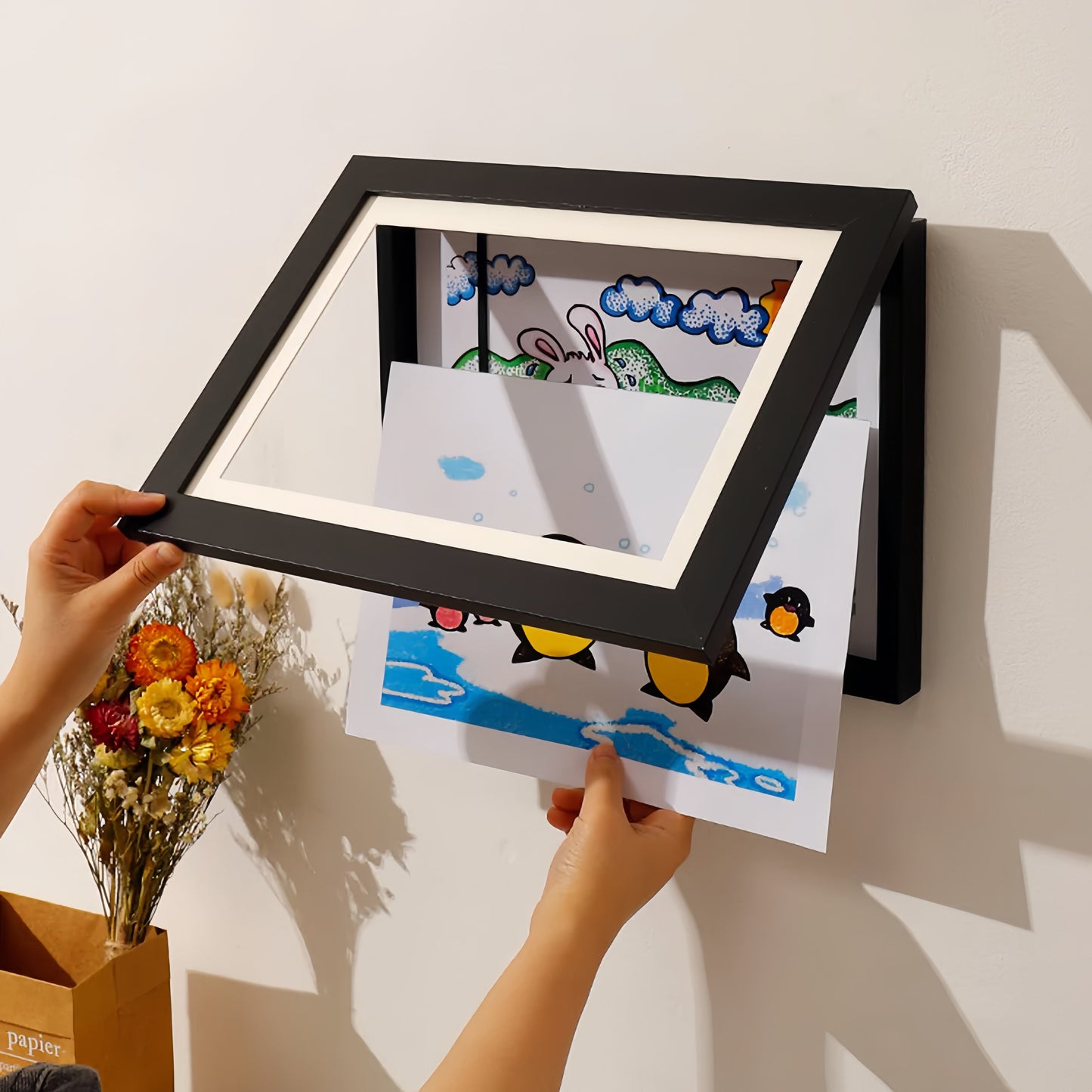 ArtKeepsafe Kids Drawing Frame | Elegant Memory Storage for Up to 150 Pieces 2