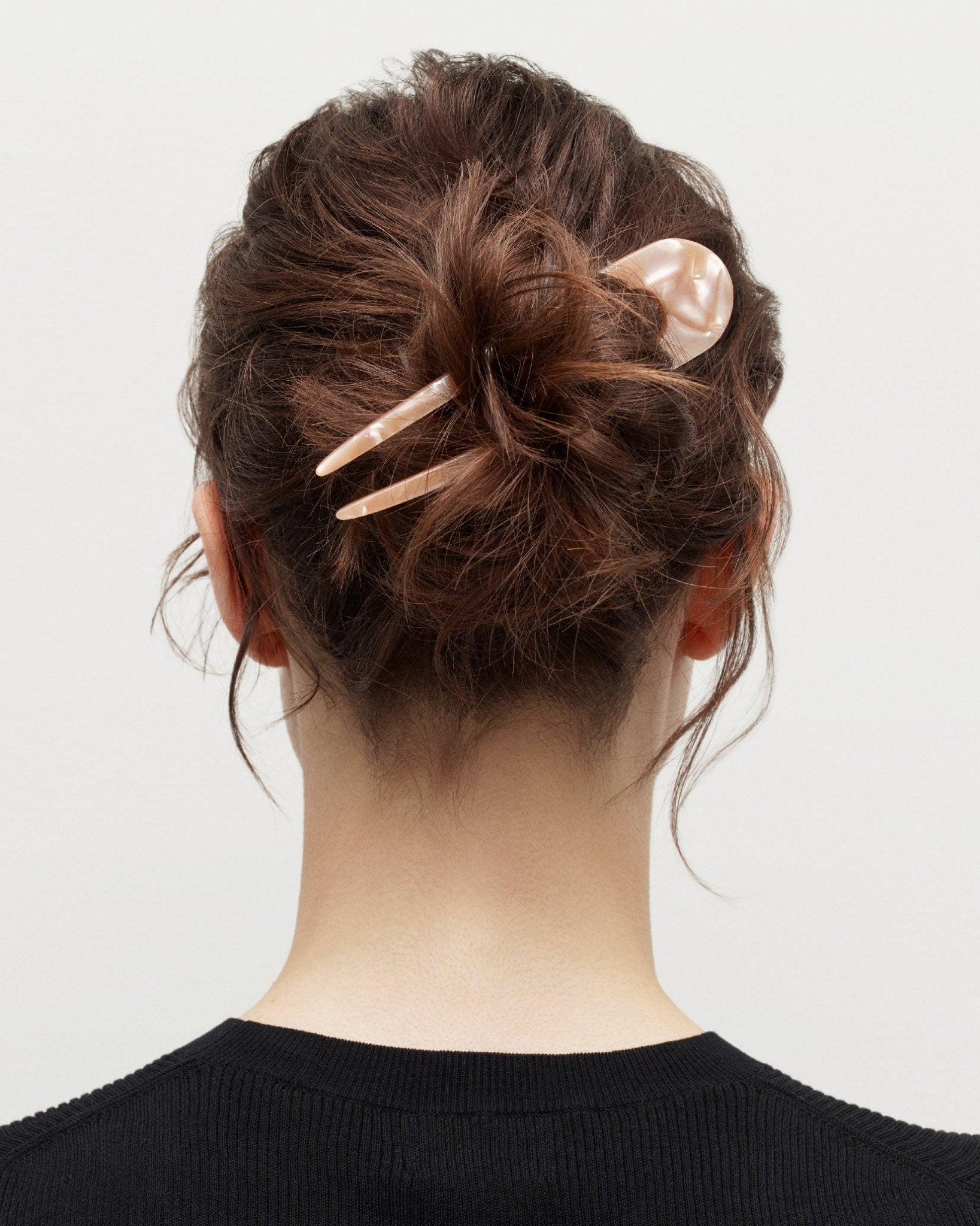 Fleur Hair Pin | Hand-Sculpted Italian Acetate, Classic French Style 1
