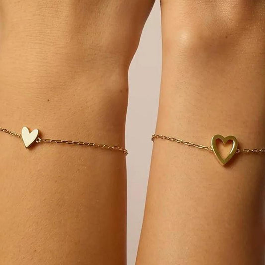 Havia Hearts Bracelet | Adjustable Premium Alloy, Elegant Design 1