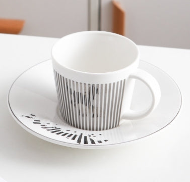 Mira Coffee Mug | Dynamic Moving Reflection, High-Quality Ceramic 6