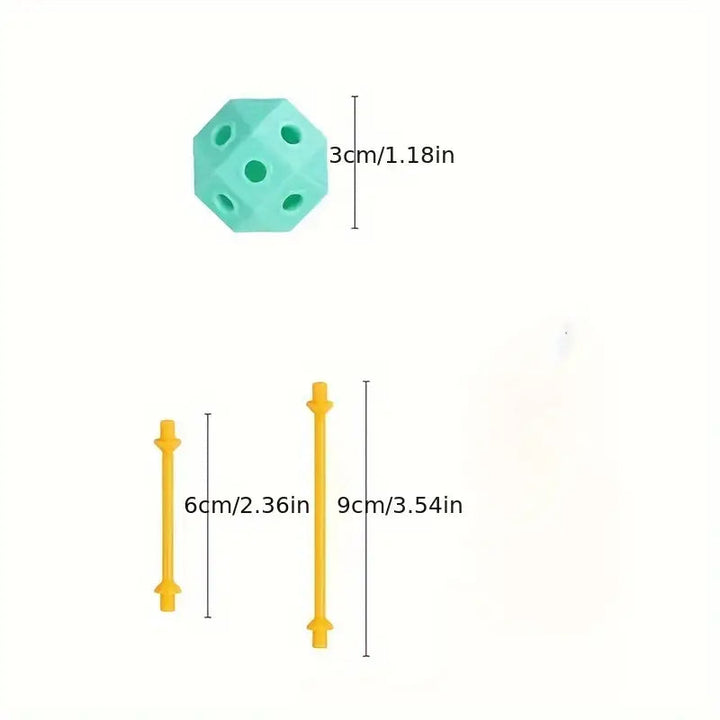 Building piece measurements showing a 3 cm ball and sticks measuring 6 cm and 9 cm