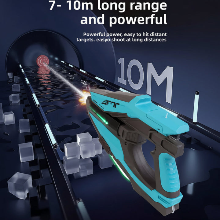 Blue water blaster shown in a 7–10 m spray-range graphic