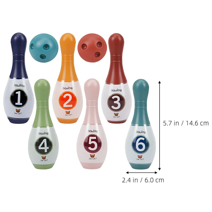 Bowling set with a pin measurement of 14.6 cm tall and 6 cm wide.