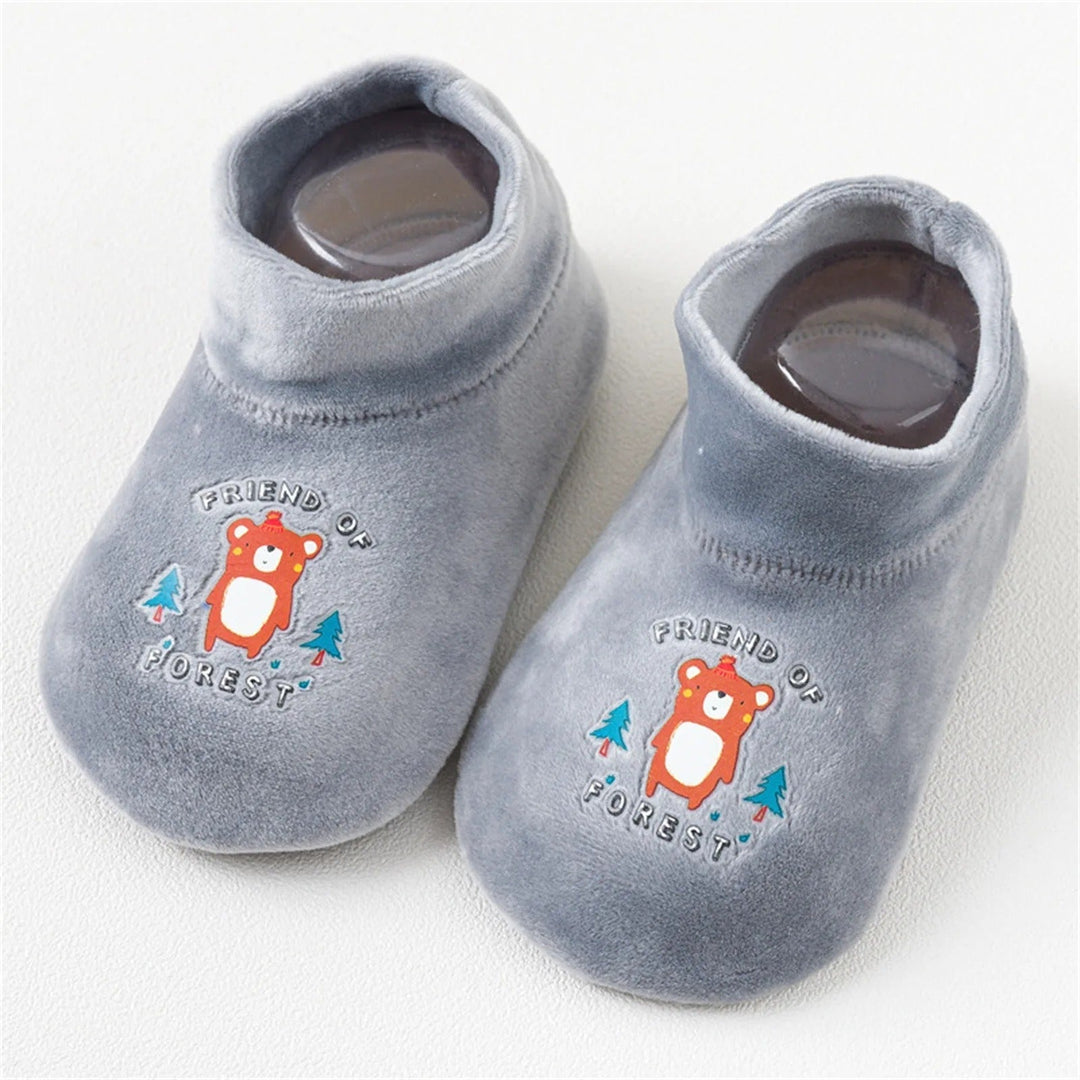 Gray sock shoes with bear prints and soft ankle openings