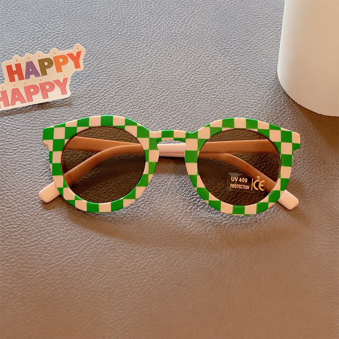 Green and pink checkered round kids&