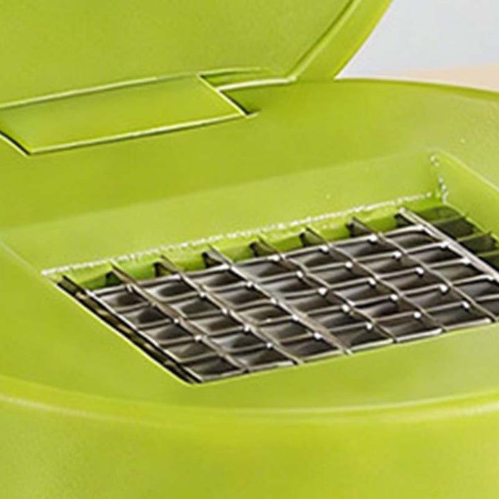 Green Press Down Garlic Chopper Product Image 08