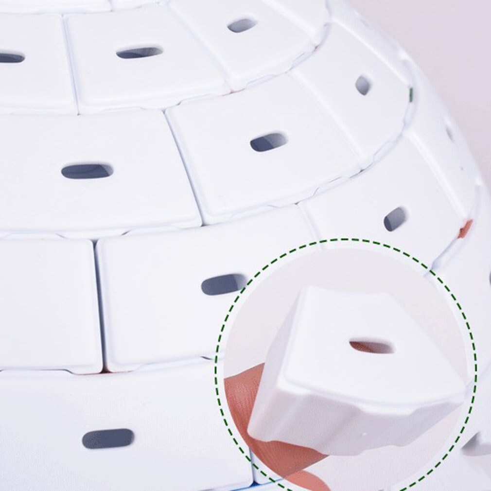 Close-up of the igloo&