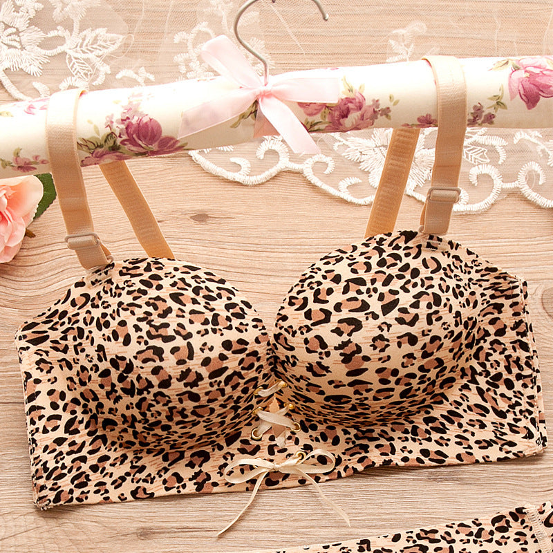 Liftease Seamless Push Up Bra Product Image 11