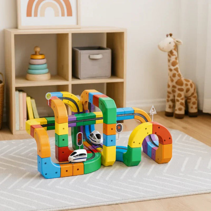 Loopway Magnetic Electric Train Track Set Product Image 06