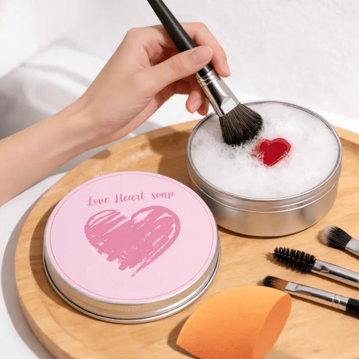Makeup Brush Cleaning Soap Silicone Scrubber Product Image 01