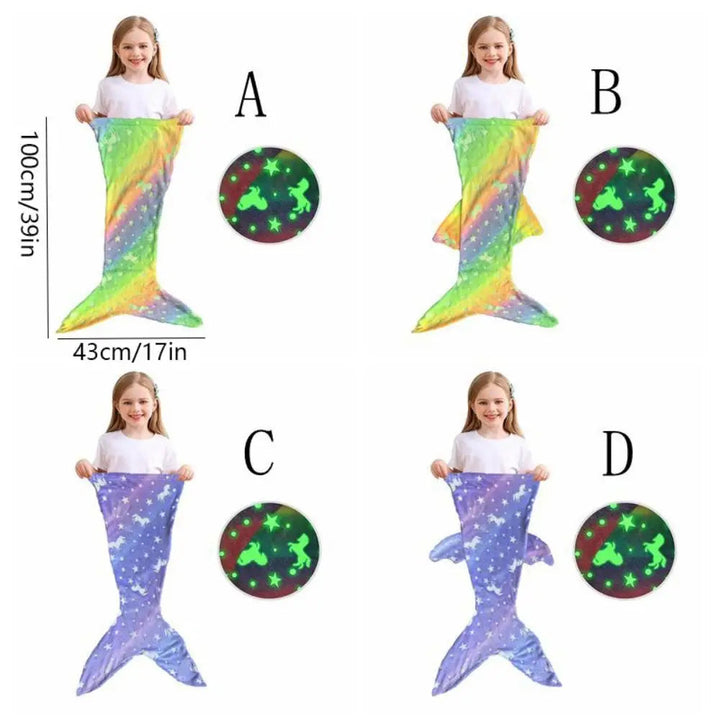 Mermaid sleeping bag size graphic showing 100 cm length, 43 cm width, and four color and fin styles.