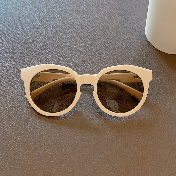 Off-white round kids&