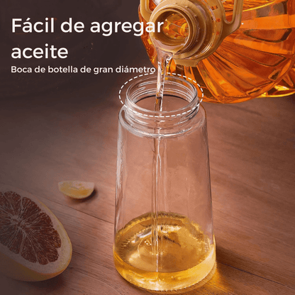 Oriana Oil Control Dispenser Cleaner Pouring Product Image 04
