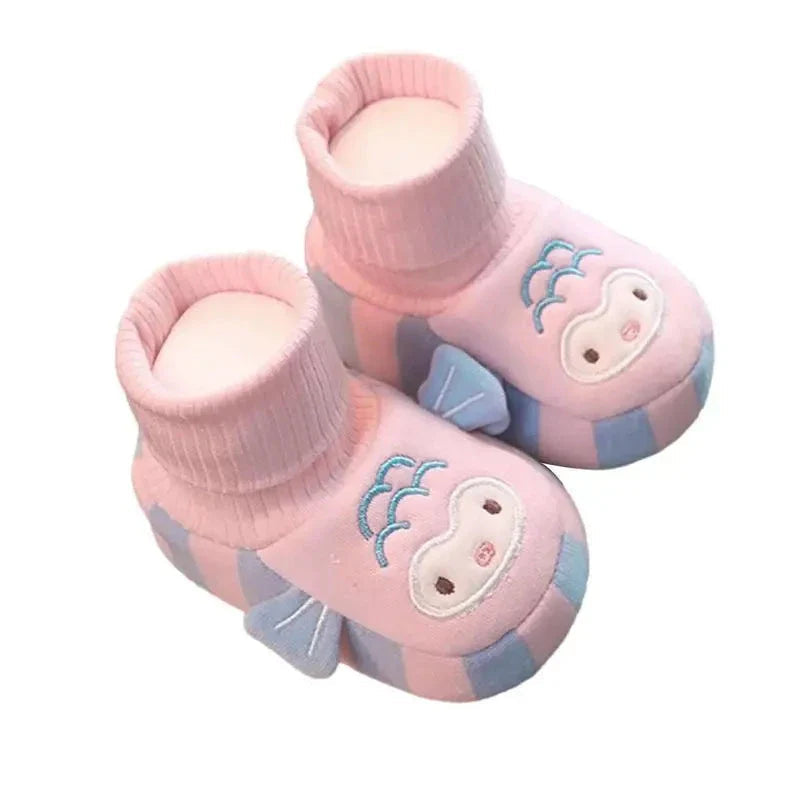 Pink fish indoor shoes with ribbed cuffs, blue fins and embroidered faces