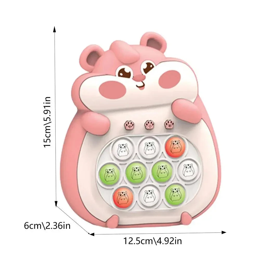 Pink hamster speed game with 15 cm height, 12.5 cm width and 6 cm depth markings