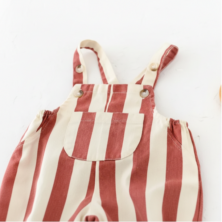 Red striped romper bib pocket and button-fastened shoulder straps