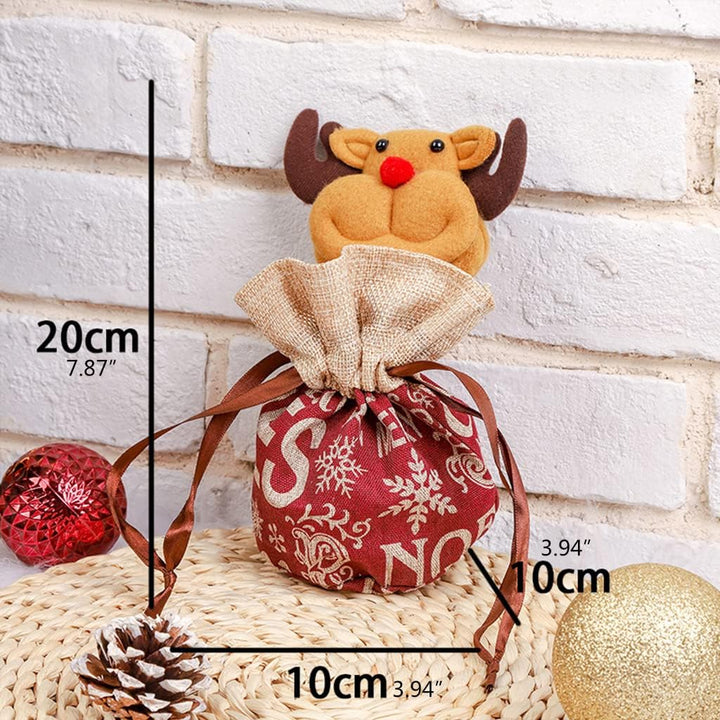 Burgundy Christmas-print reindeer gift bag with measurements of 20 × 10 × 10 cm.