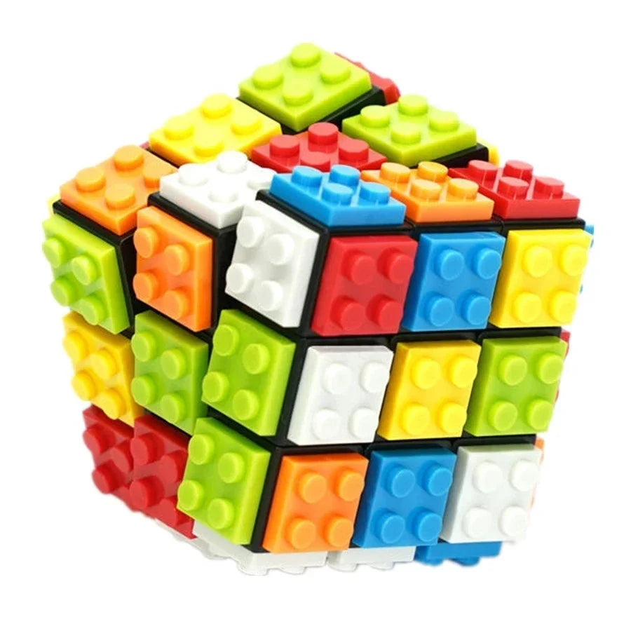 Scrambled cube puzzle with multicolor studded sections