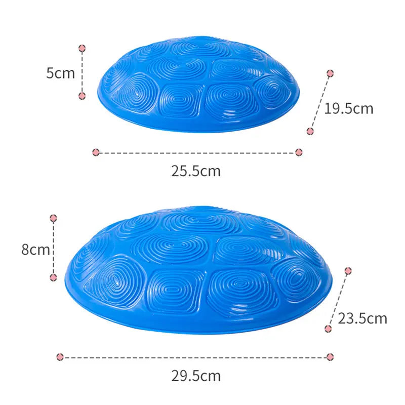 Small stepping stone: 25.5 × 19.5 × 5 cm; large stepping stone: 29.5 × 23.5 × 8 cm