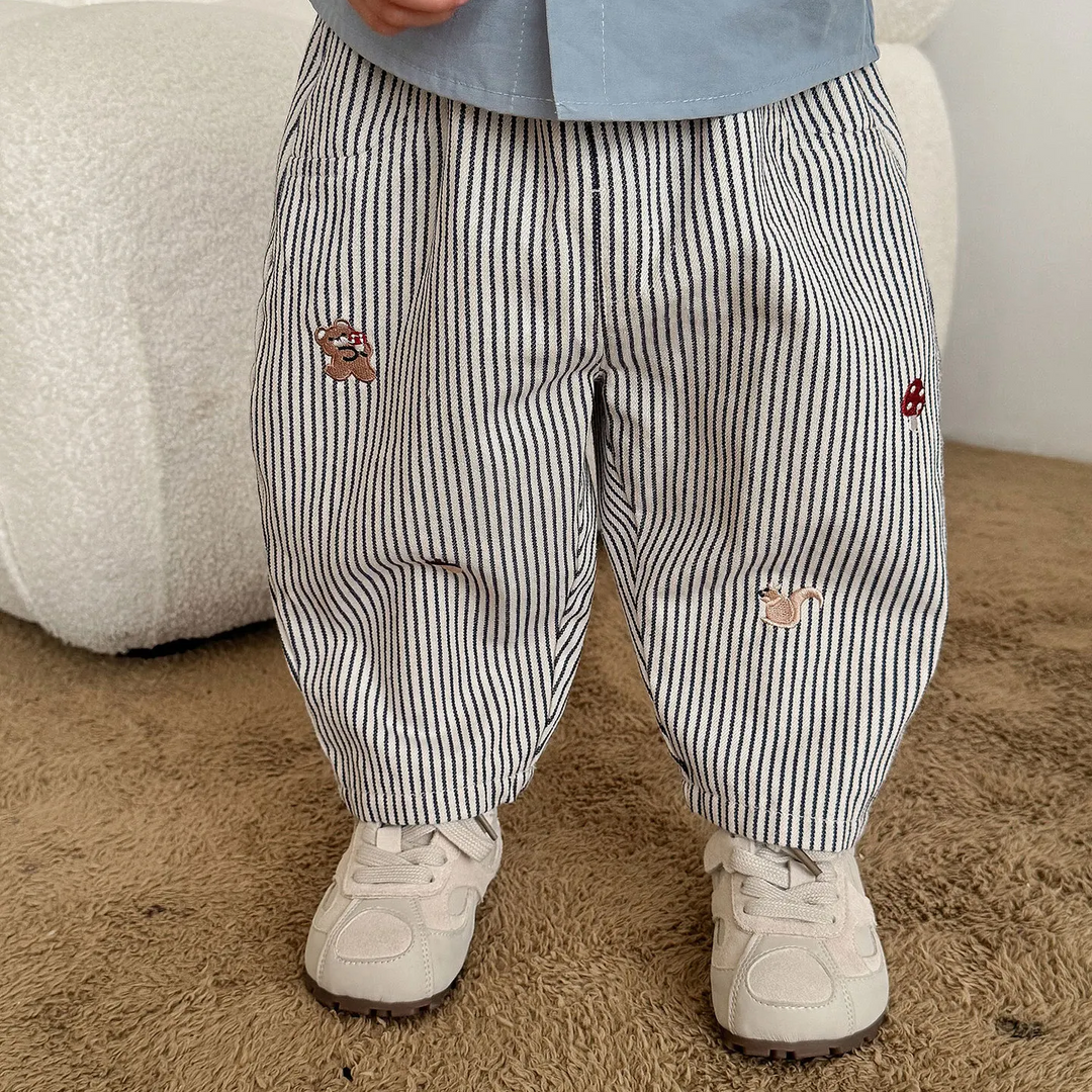 Front view of striped kids&