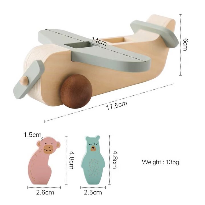 Size chart for the 17.5 x 14 x 6 cm wooden airplane and 4.8 cm animal figures