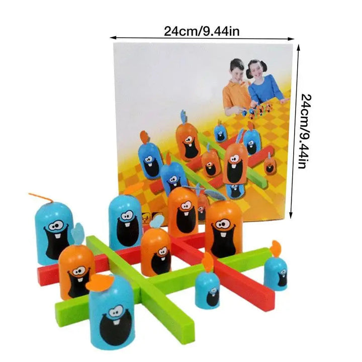 Game packaging labeled 24 cm wide and 24 cm tall, with the tic-tac-toe game arranged in front.