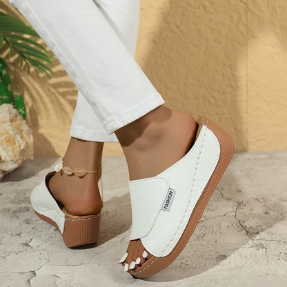 Willow Cushioned Wedge Slide Sandals Product Image 04