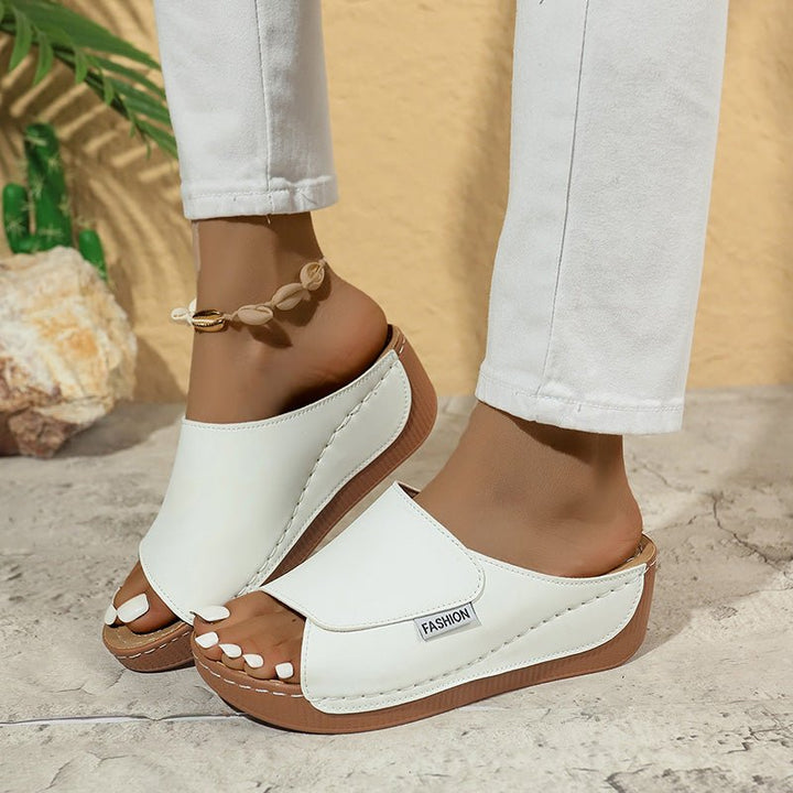 Willow Cushioned Wedge Slide Sandals Product Image 08