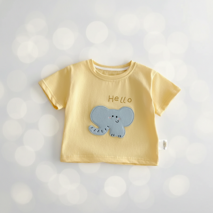 Yellow crew-neck T-shirt with a blue-gray elephant patch